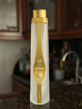 Gran Diamante Tequila Gold EMPTY Bottle